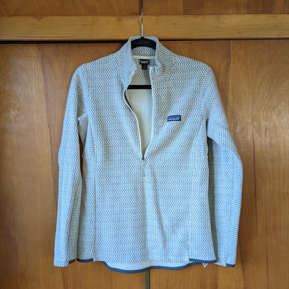 NWOT Patagonia R1 Air Zipneck Fleece